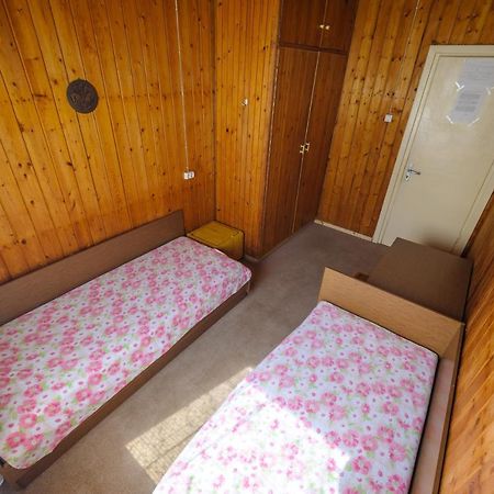 Nostalgija Pervalkoje Hostel Neringa Kültér fotó