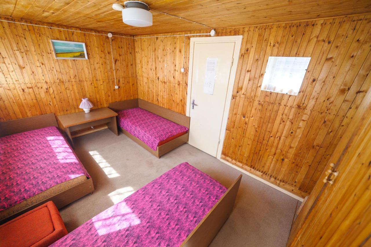 Nostalgija Pervalkoje Hostel Neringa Kültér fotó