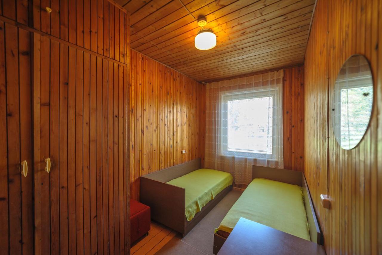 Nostalgija Pervalkoje Hostel Neringa Kültér fotó